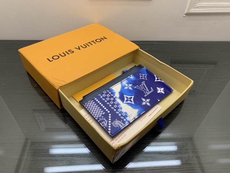 LV Wallets 261